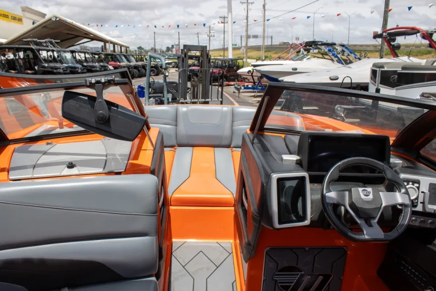2020-malibu-wakesetter-24-mxz-146988-image11.webp