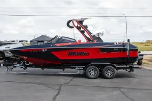 2022-malibu--wakesetter-23-mxz-146989-image0.webp