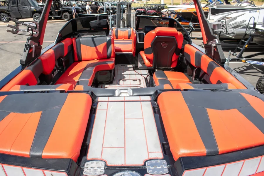 2022-malibu--wakesetter-23-mxz-146989-image11.webp