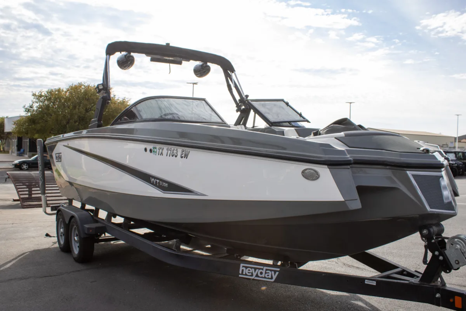 2019 WT SURF 25