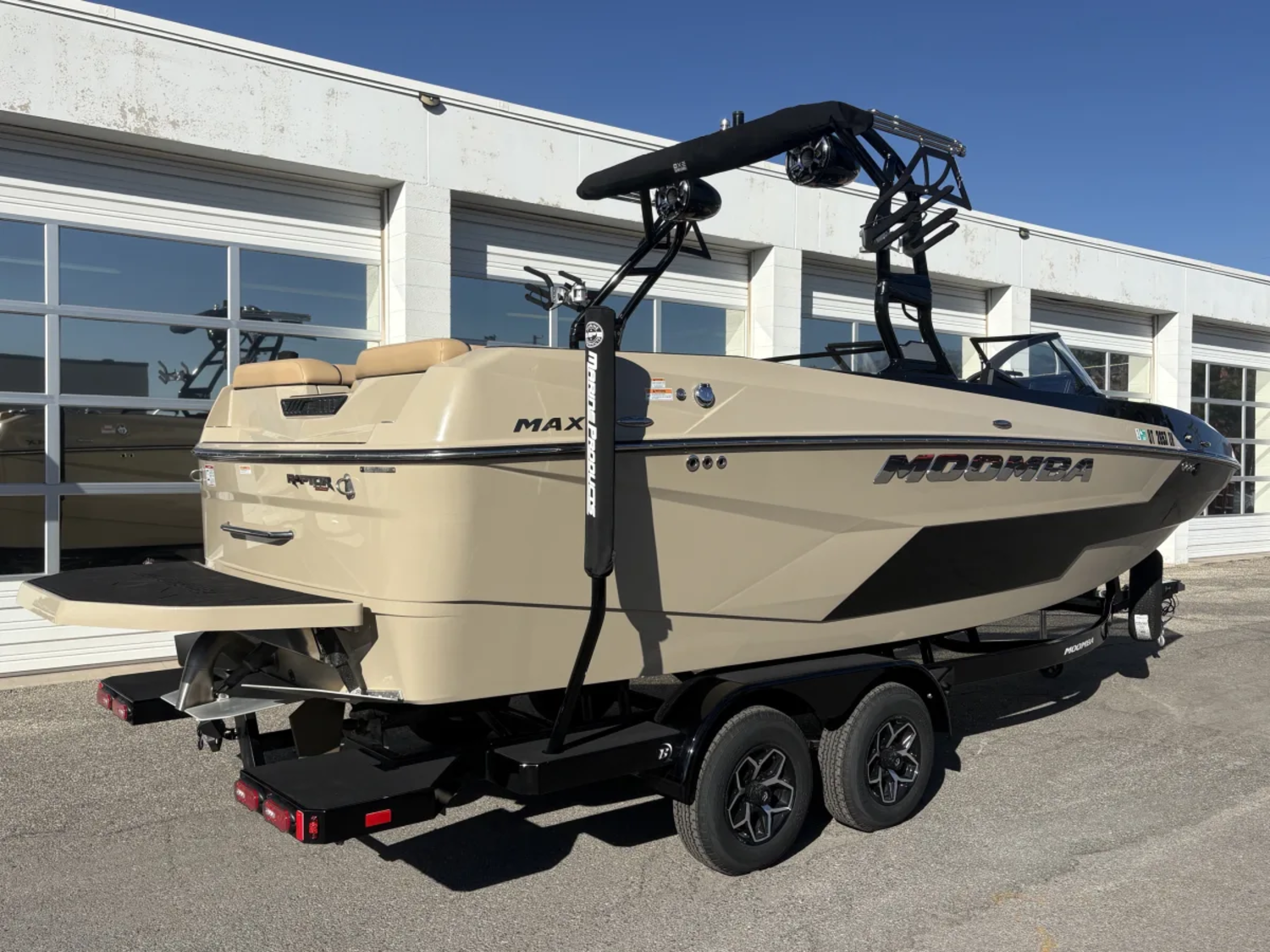 2025 23' Moomba MAX Bowrider