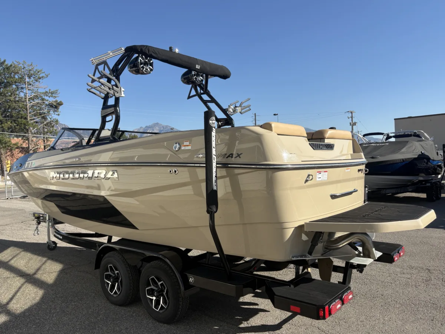 2025 23' Moomba MAX Bowrider