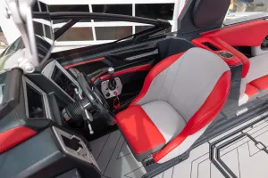 2020-supra-se-146999-image14.webp