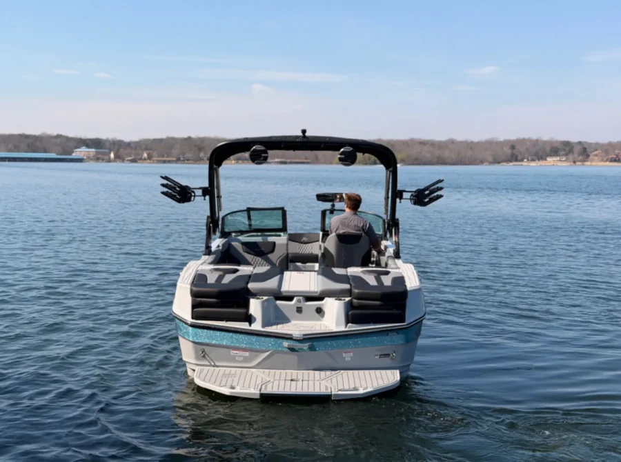 2026-mastercraft-xt22-147002-image1.webp