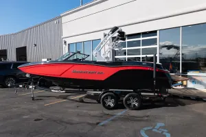 2018-mastercraft-nxt22-147004-image2.webp