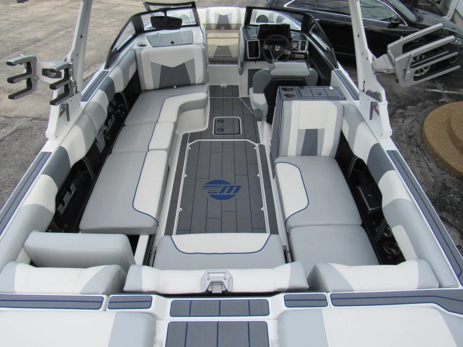 2022-malibu-wakesetter-24-mxz-147773-image11