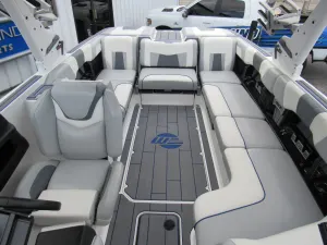 2022-malibu-wakesetter-24-mxz-147773-image18