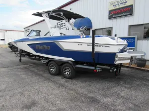 2022-malibu-wakesetter-24-mxz-147773-image3