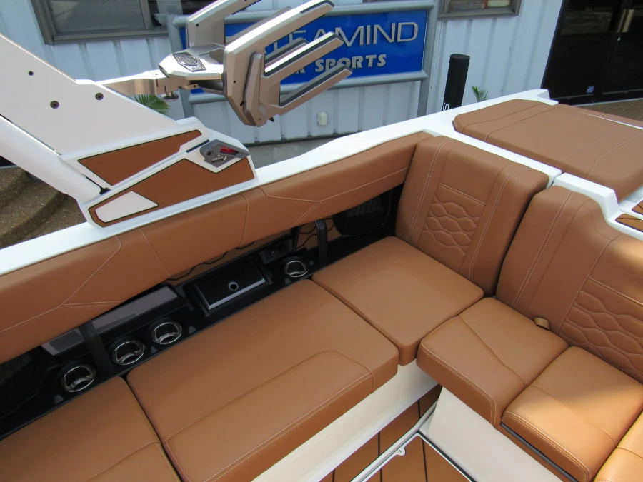 2027-malibu-wakesetter-23-lsv-147774-image12