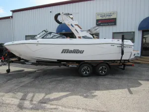 2027-malibu-wakesetter-23-lsv-147774-image2