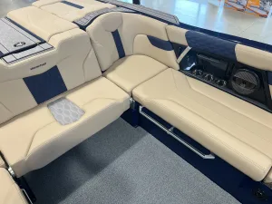 2023-mastercraft-xt24-147786-image12