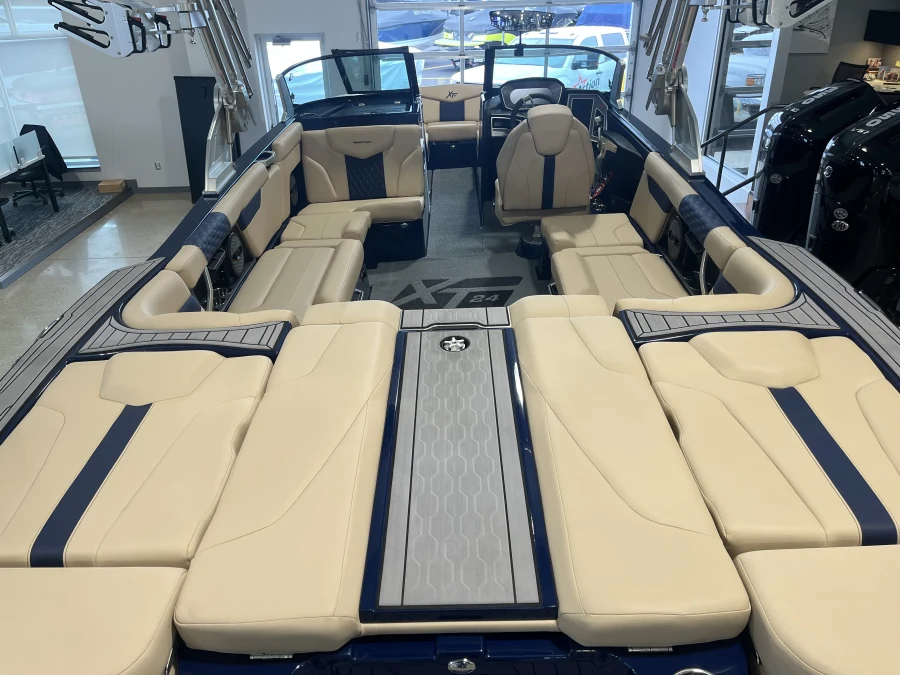 2023-mastercraft-xt24-147786-image4