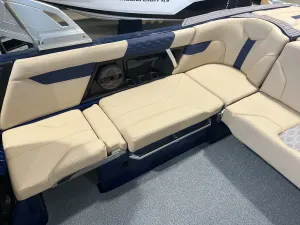 2023-mastercraft-xt24-147786-image7