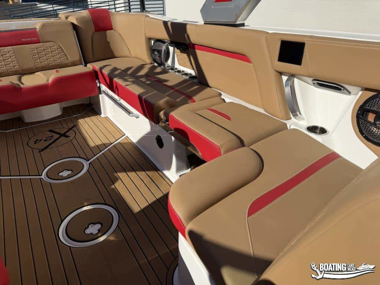 2023 MasterCraft X24