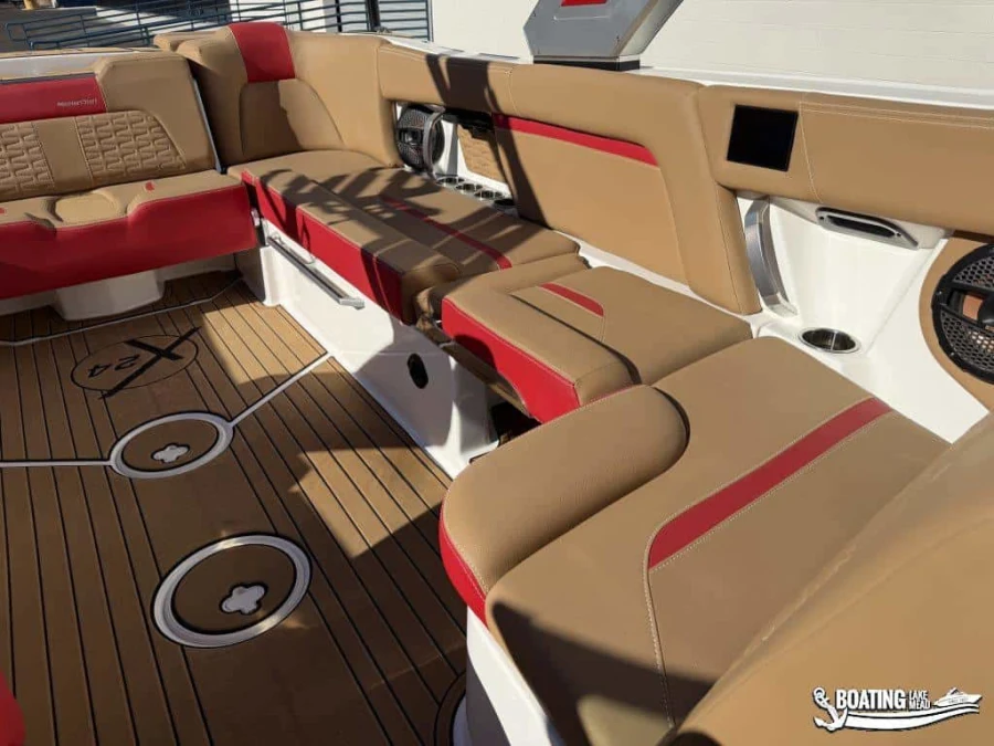 2023-mastercraft-x24-147789-image10