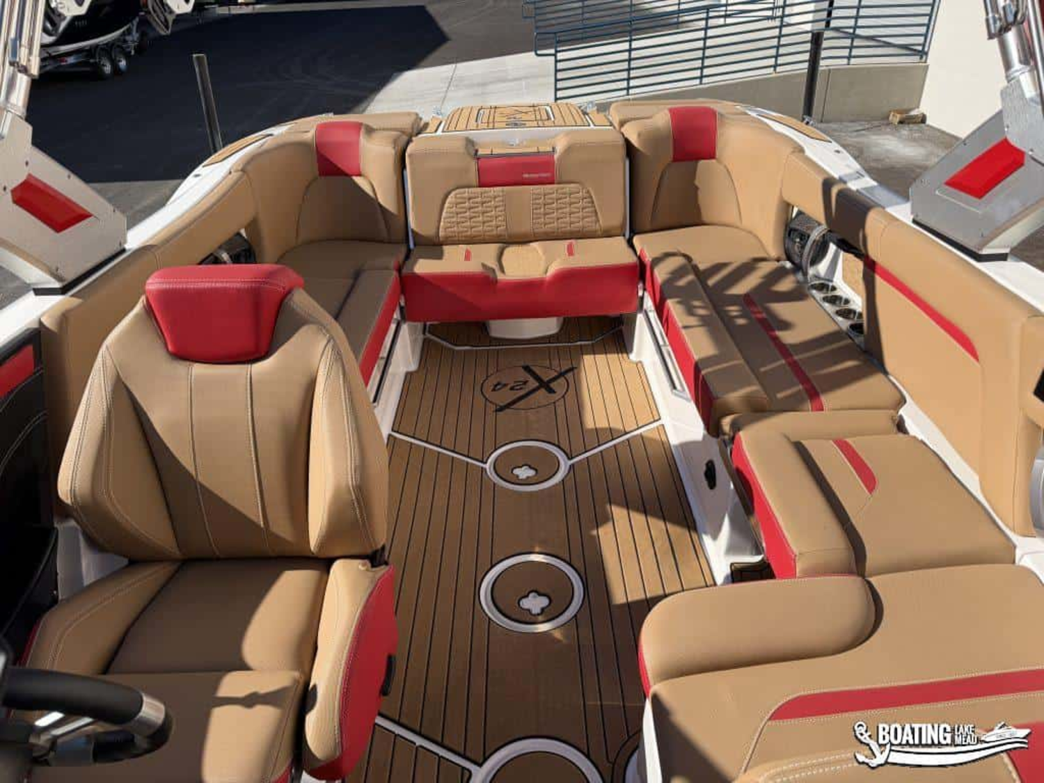 2023 MasterCraft X24
