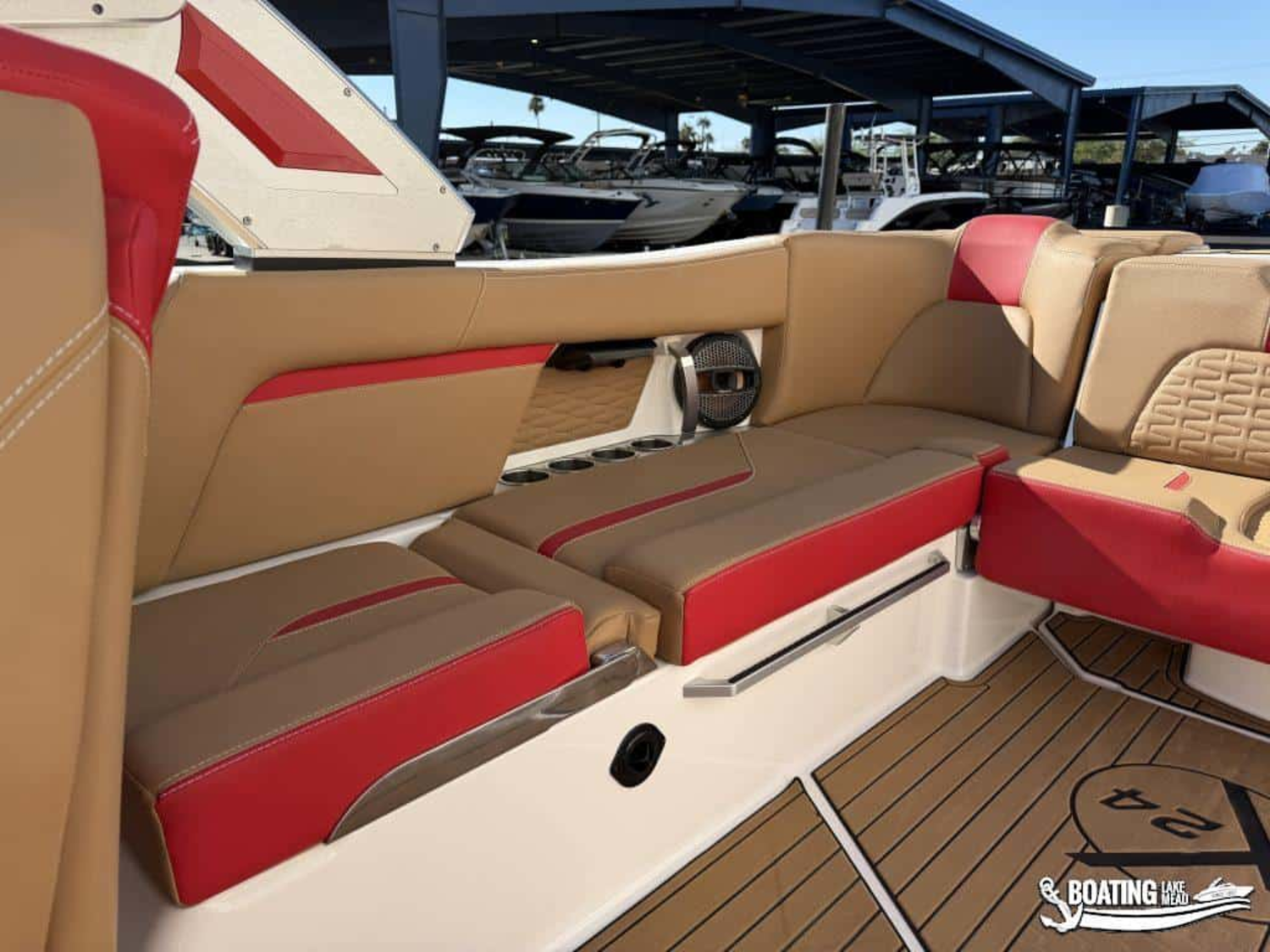 2023 MasterCraft X24