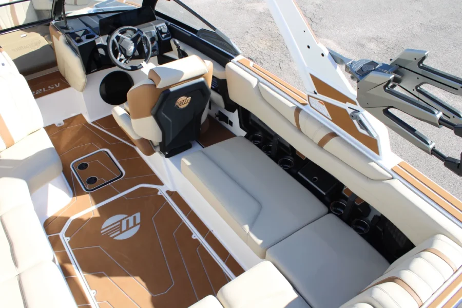2027-malibu-wakesetter-22-lsv-147800-image10.webp
