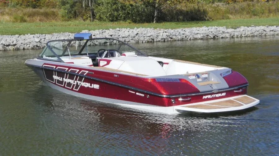 2017-nautique-ski-nautique-200-147805-image1.webp