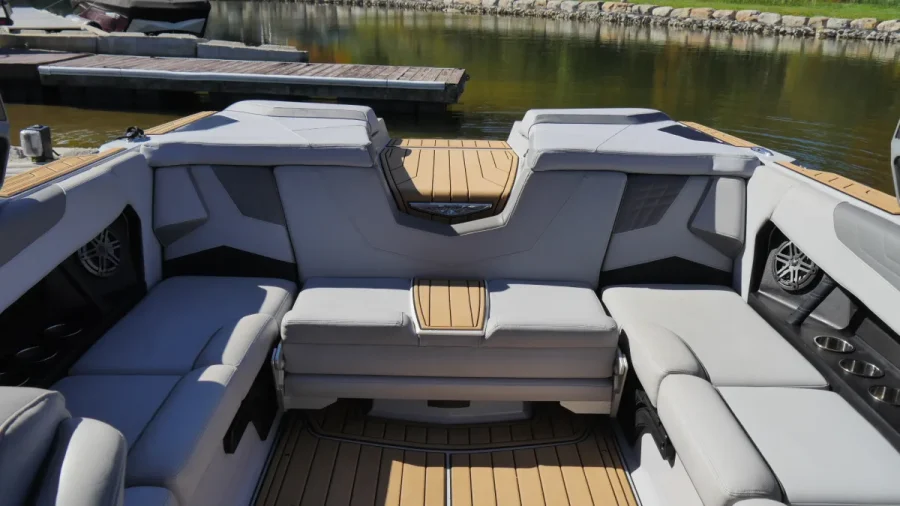 2022-nautique-s23-147806-image13.webp