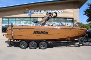 2027-malibu-wakesetter-25-lsv-147807-image0.webp