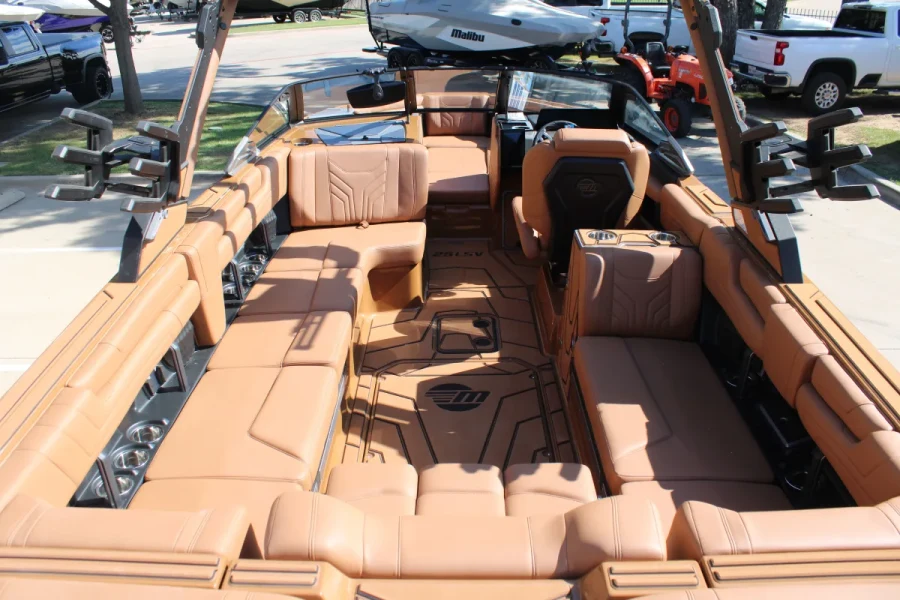 2027-malibu-wakesetter-25-lsv-147807-image12.webp