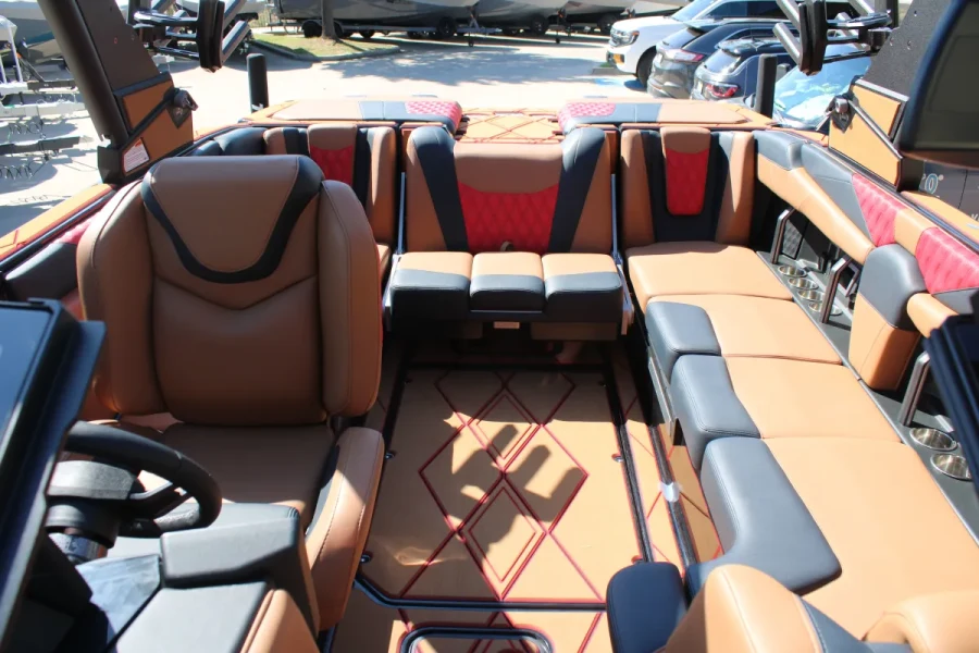 2027-malibu-m230-147808-image17.webp