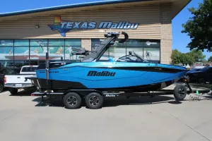 2027-malibu-wakesetter-22-lsv-147810-image0.webp