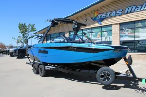 2027-malibu-wakesetter-22-lsv-147810-image1.webp