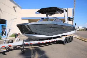 2027-nautique-g25-147821-image0.webp
