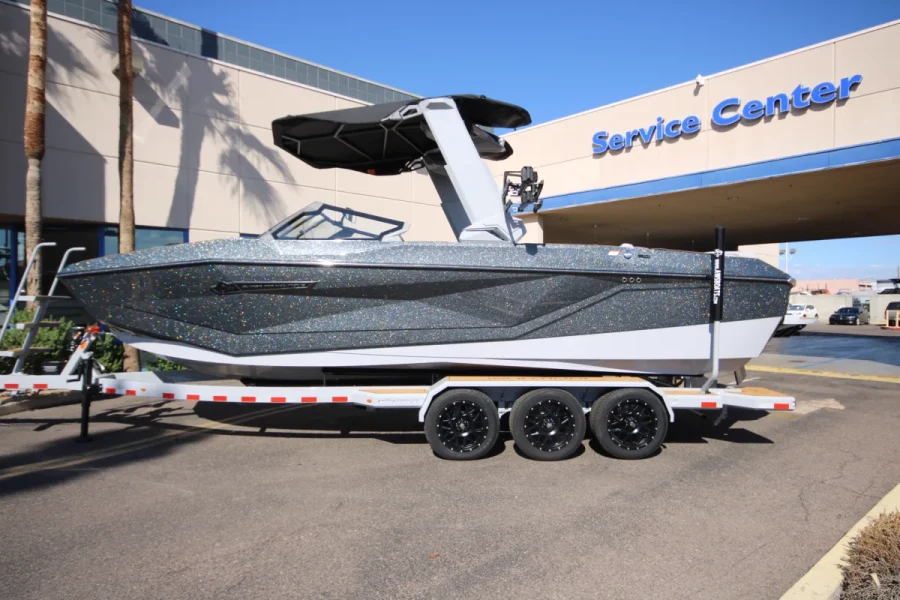 2027-nautique-g25-147821-image1.webp