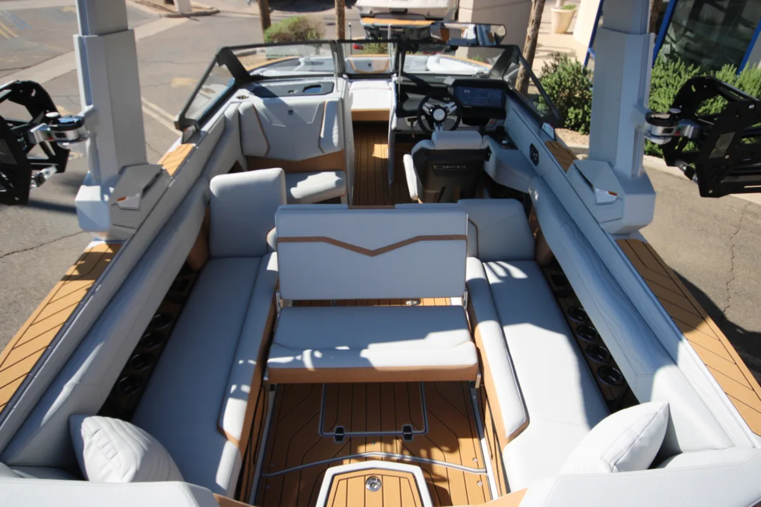 2027 Super Air Nautique G25