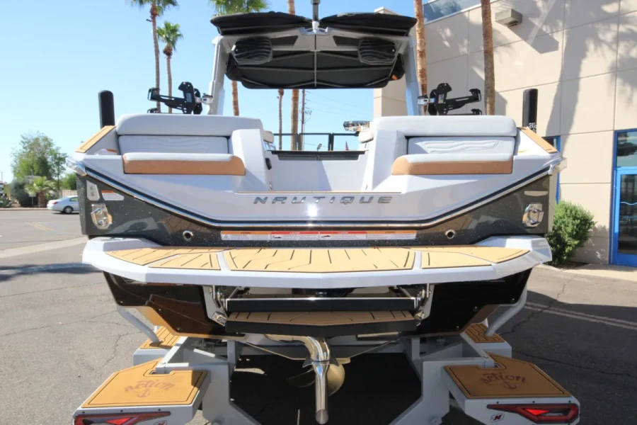 2027-nautique-g25-147821-image5.webp