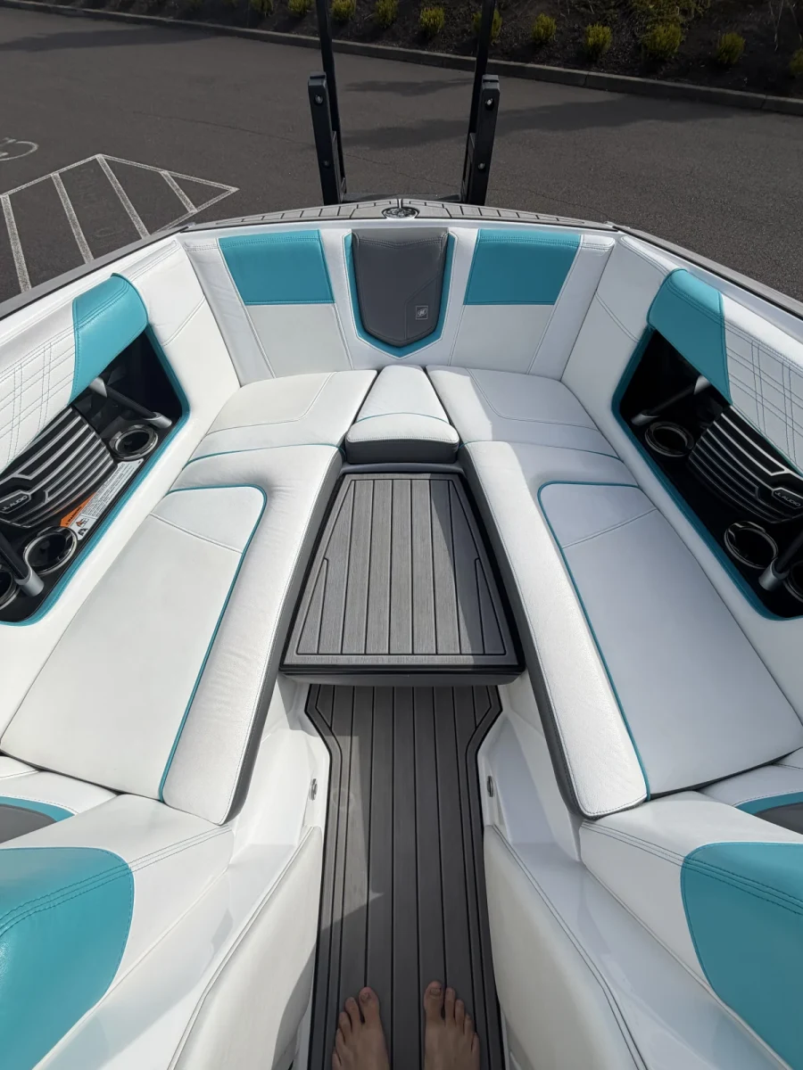 2017-nautique-g23-147827-image11.webp