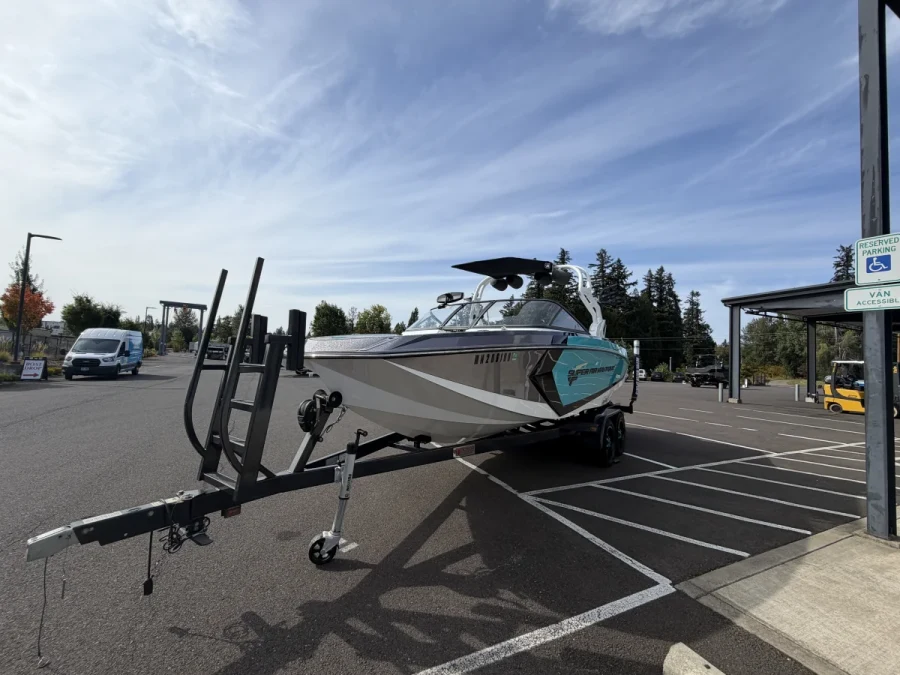 2017-nautique-g23-147827-image4.webp