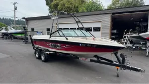 2004-malibu-wakesetter-147828-image1.webp