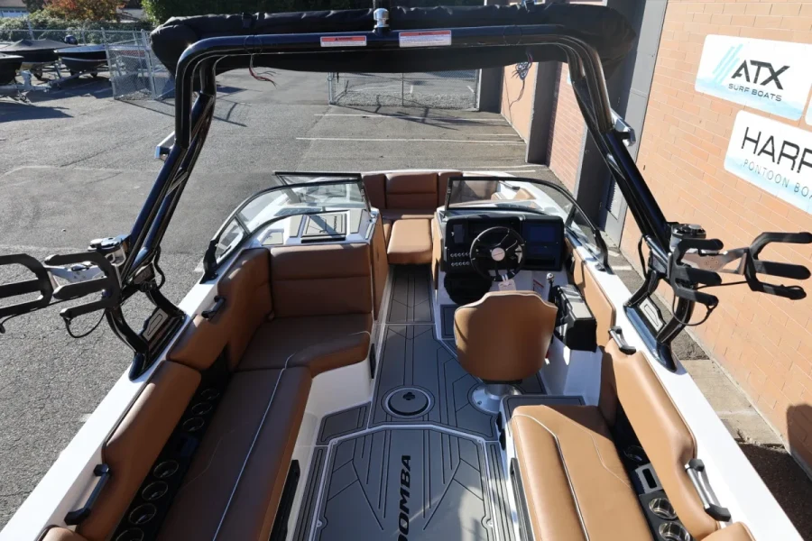 2027-moomba-max-147830-image11.webp