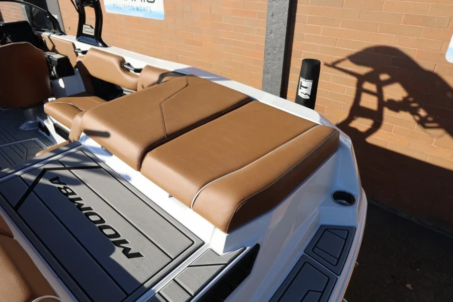 2027-moomba-max-147830-image3.webp