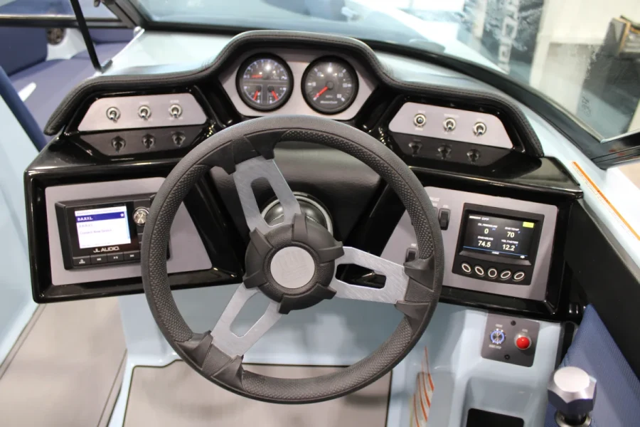 2022-mastercraft-nxt24-147834-image6.webp