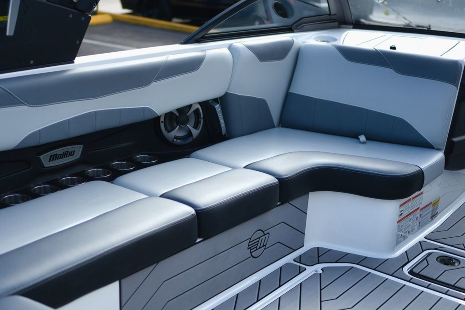 2019 Malibu Boats WAKESETTER 23LSV