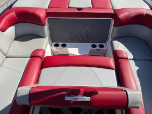 2014-mastercraft-x30-147843-image20