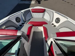 2014-mastercraft-x30-147843-image26