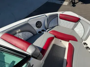 2014-mastercraft-x30-147843-image27