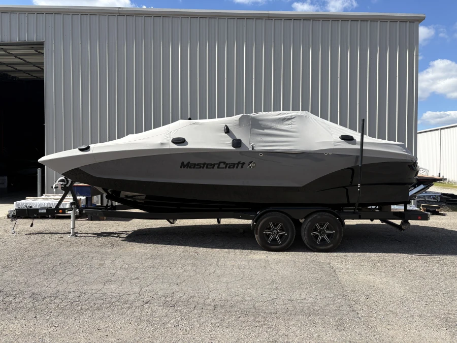 2020-mastercraft-x24-147844-image2
