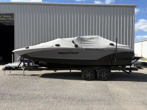 2020-mastercraft-x24-147844-image2