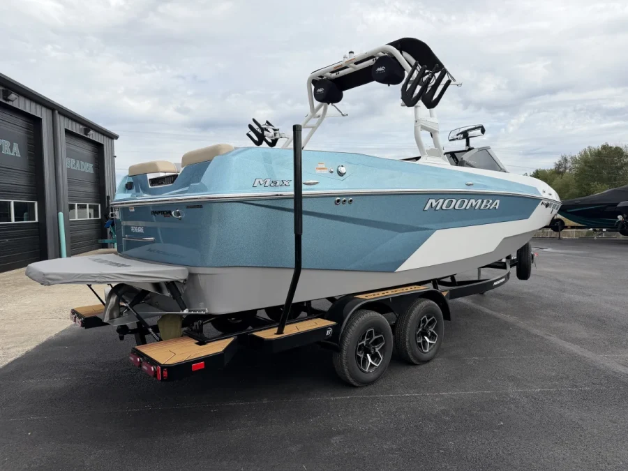 2025-moomba-max-147867-image2.webp