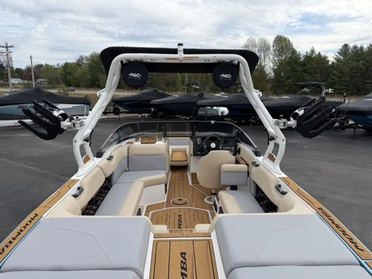 2025 Moomba Max