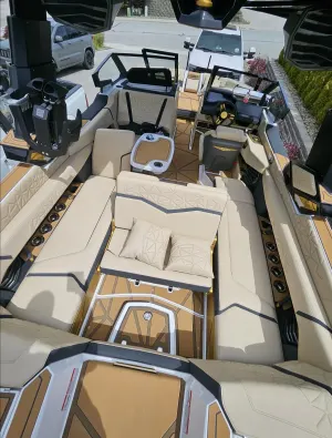 2024-nautique-g25-paragon-147868-image7.webp