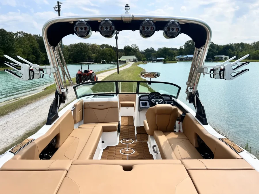 2022-mastercraft-nxt22-147877-image5.webp