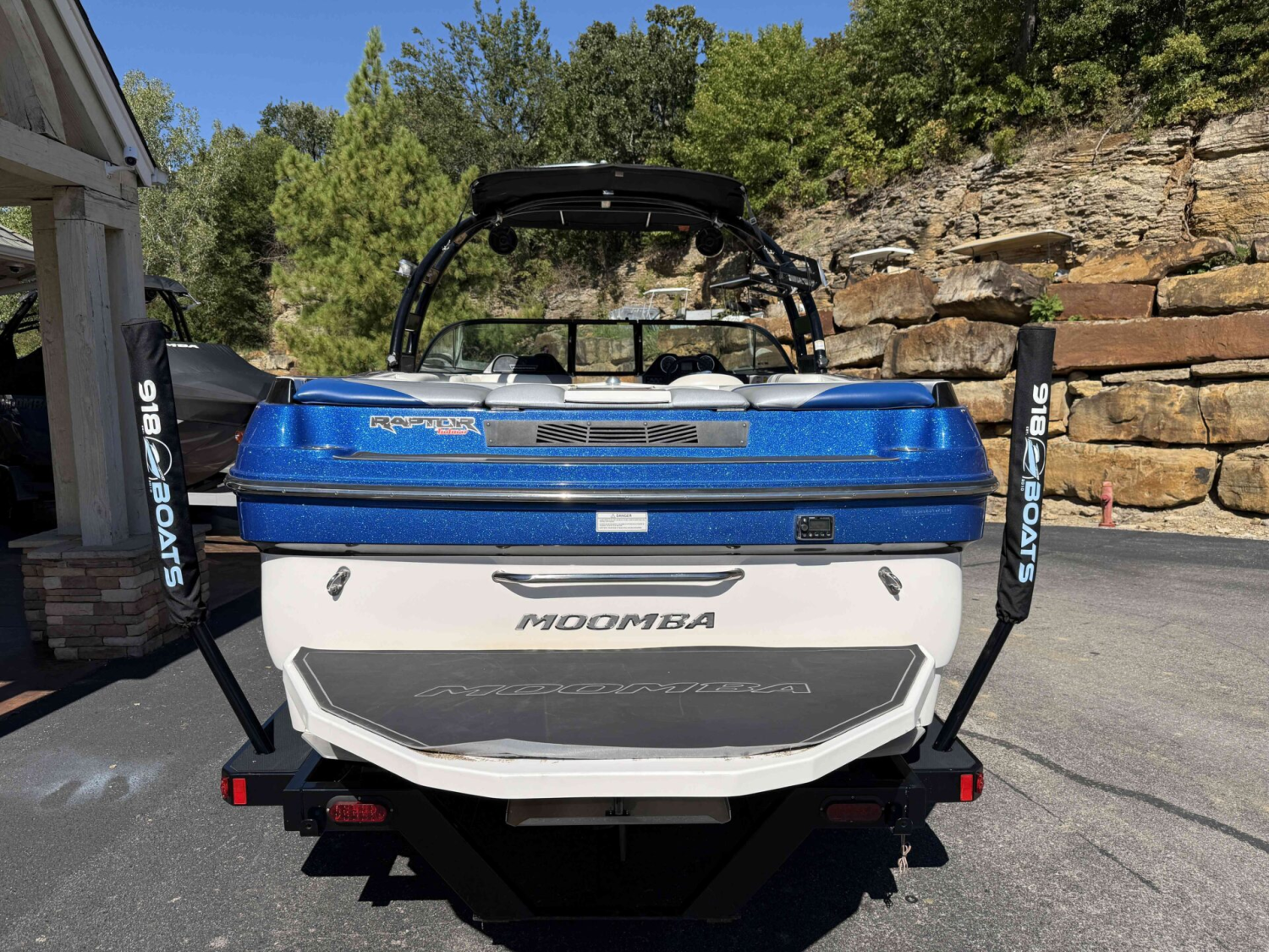2015 MOOMBA MOJO